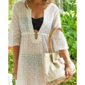 Much Et Muchette Chic Gold Metallic Shoulder Bag with Wicker‎ Bottom